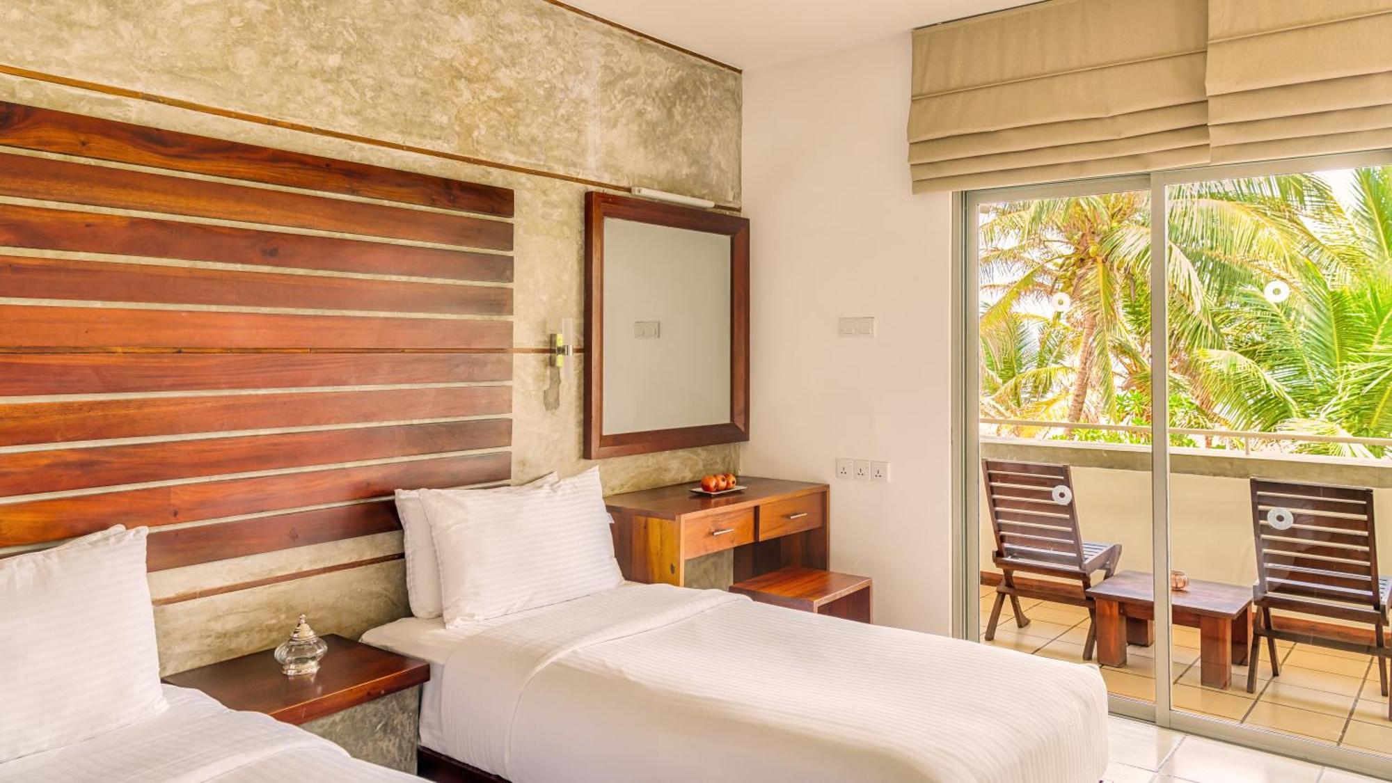 Hotel Jetwing Sea Negombo Esterno foto
