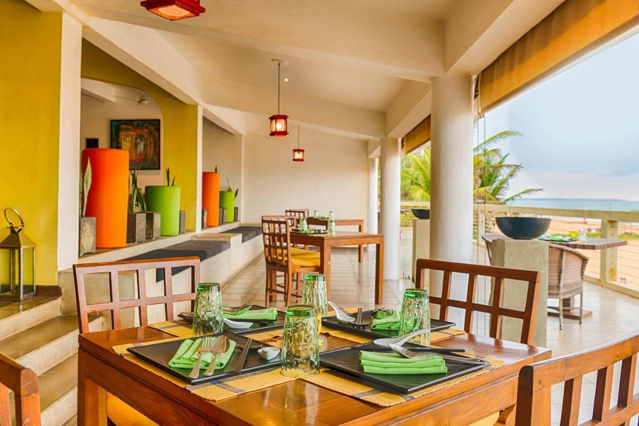 Hotel Jetwing Sea Negombo Esterno foto